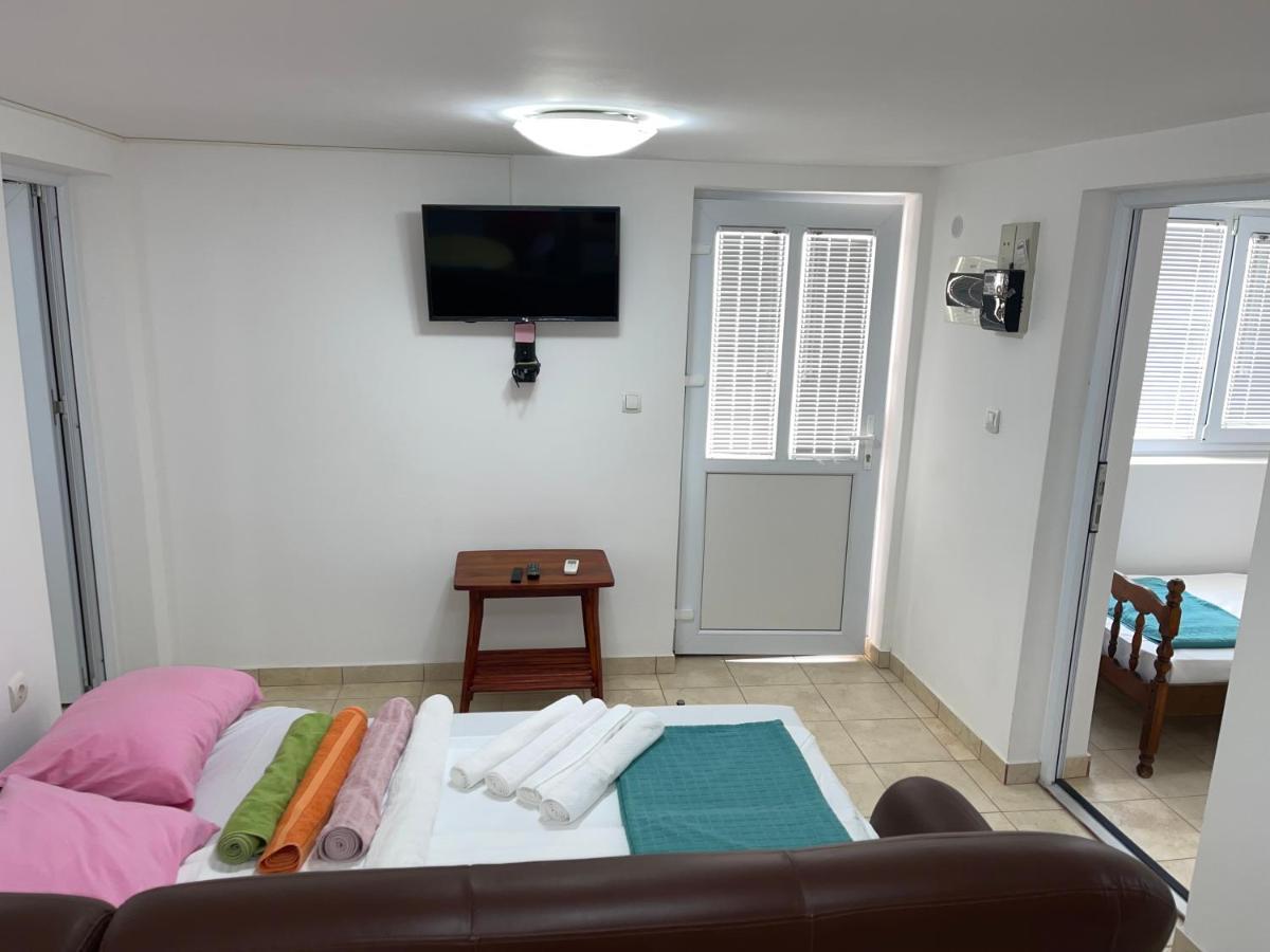 Apartment Susanj Bar Bagian luar foto