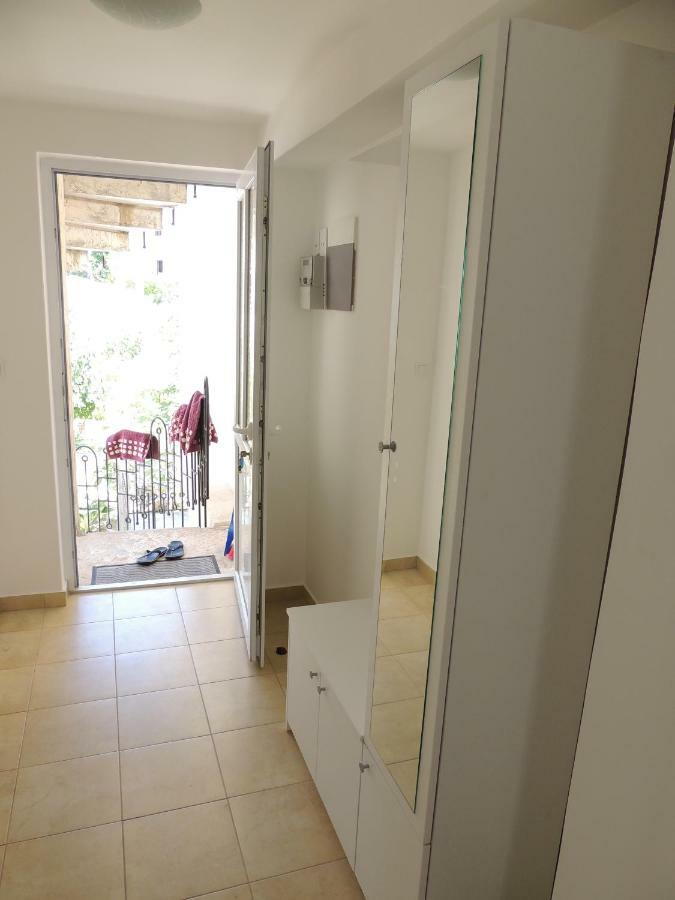 Apartment Susanj Bar Bagian luar foto